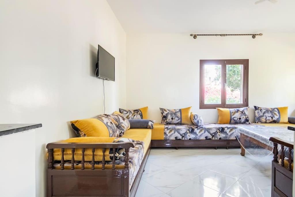 Appartement Chaleureux Et Calme, Parking, Jardin 阿加迪尔 外观 照片