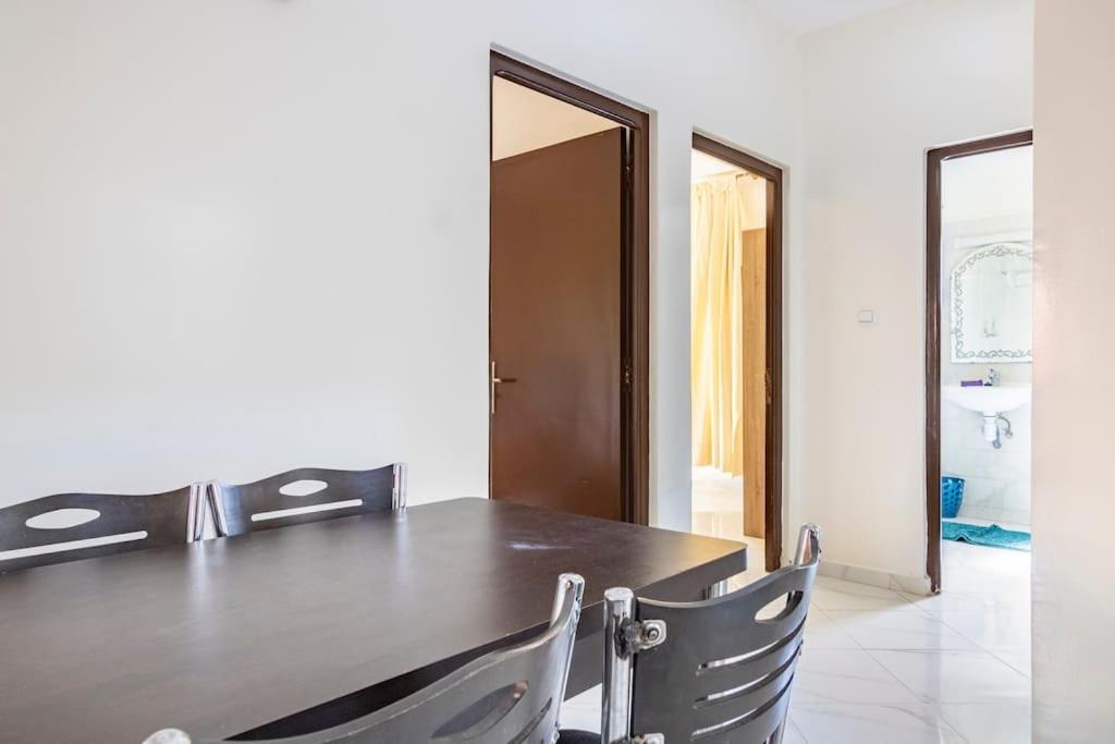 Appartement Chaleureux Et Calme, Parking, Jardin 阿加迪尔 外观 照片
