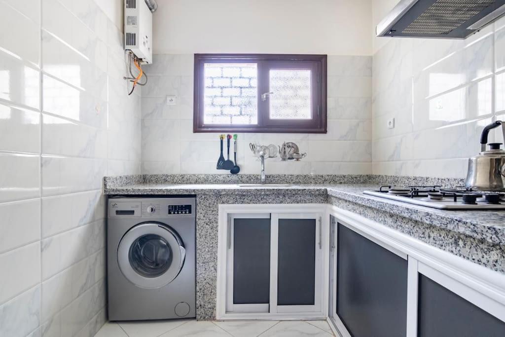 Appartement Chaleureux Et Calme, Parking, Jardin 阿加迪尔 外观 照片